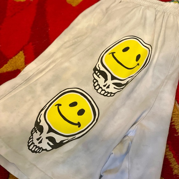 Grateful Dead x Chinatown Market sweat shorts size Large - Picture 4 of 7